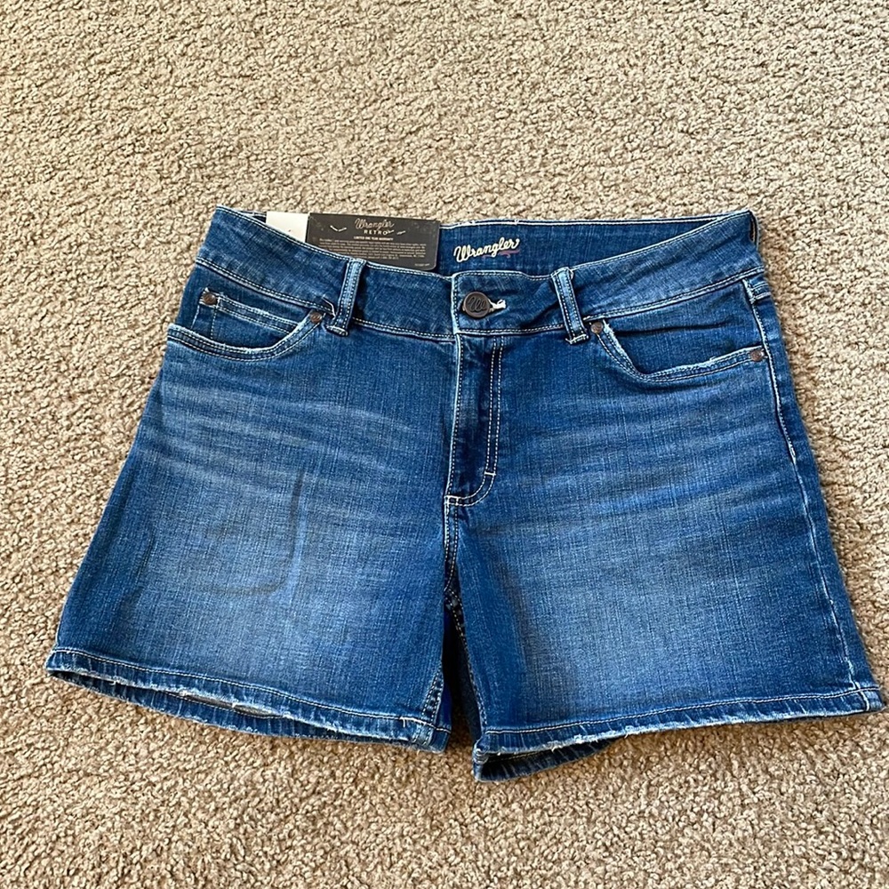 Wrangler retro mae mid-rise size 31